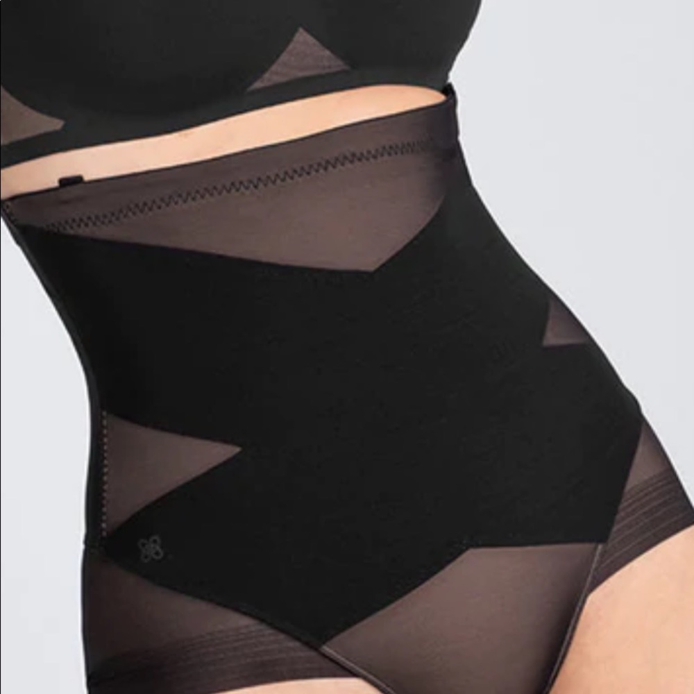 Honeylove superpower brief